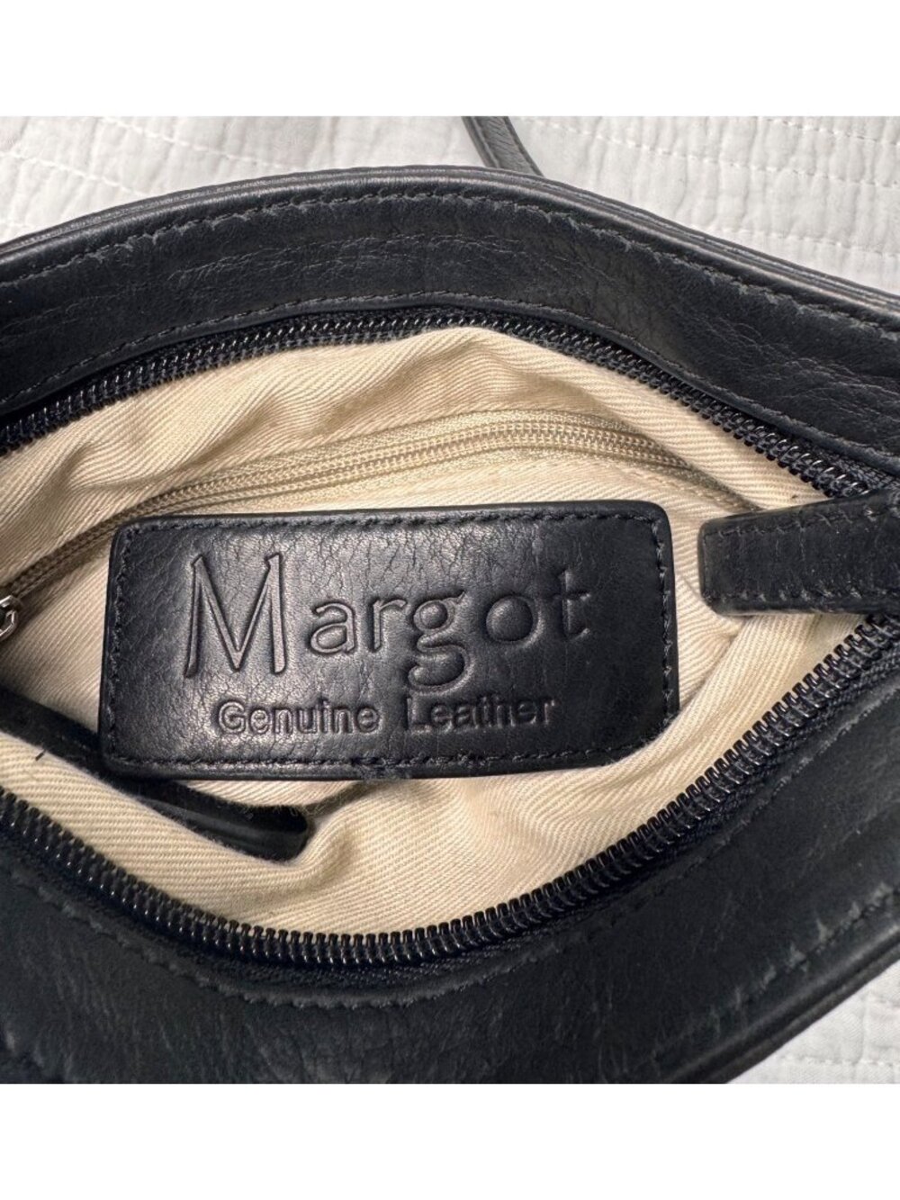 Margot New York Black Pebbled Leather Zip Hipster Crossbody Bag Purse - Picture 5 of 11